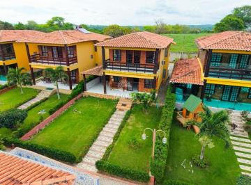 Casa de 5 quartos, Gravatá · Casa de condomínio com 05 quartos e espaço gourmet privativo à venda em Gravatá/PE!