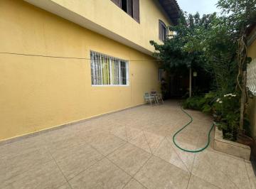 Casa de 2 quartos, Itanhaém · Casa com 2 quartos e área gourmet em Itanhaém.