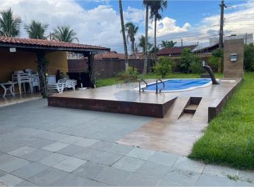 Casa · 80m² · 4 Quartos · 4 Vagas · Casa em Peruíbe: Alugue com Conforto e Estilo!