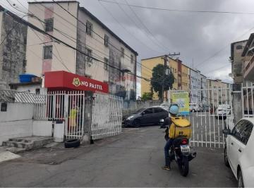 Apartamento · 52m² · 2 Quartos · 1 Vaga · Apartamento 2/4, reformado, no Primeiro Andar, por de R$ 115.000,00. Retorno garantido para investid