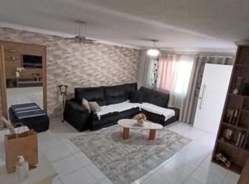 Casa de 3 quartos, São Paulo · Sobrado incrível com 3 suítes e 4 vagas, no bairro Parada Inglesa com 140m² - 899 mil
