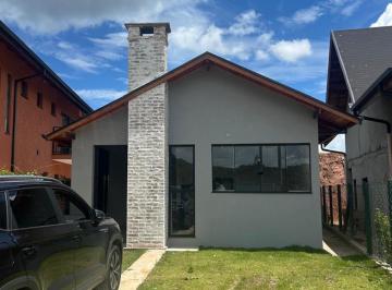Casa · 90m² · 2 Quartos · 2 Vagas · Casa à venda - em Monte Verde