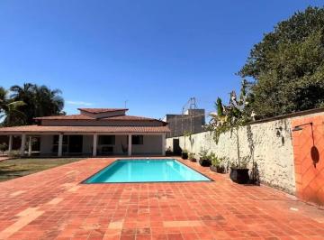 Rural · 270m² · 3 Quartos · 12 Vagas · Chácara à Venda - Privê Residencial Elza Fronza | Goiânia - GO