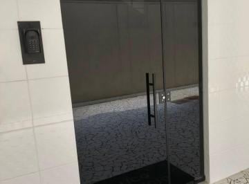 Apartamento Venda de 3 quartos · Apartamento 3 Dormitórios - 2 Banheiros - Garagem Fechada - Embaré