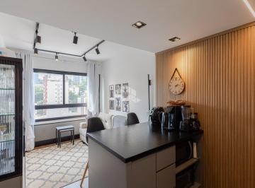Apartamento · 48m² · 2 Quartos · 1 Vaga · Apartamento com 2 quartos e 47m² à venda no Bairro Rio Branco, Porto Alegre.