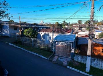 Casa · 84m² · 2 Quartos · 2 Vagas · Financia e Aceita FGTS: Casa com 2 dormitórios, 84m² privativos, em amplo terreno de 309m²