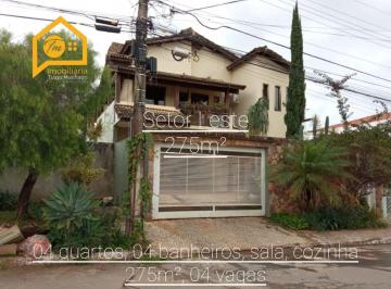 Casa de 4 quartos, Gama · Excelente Sobrado 4Qtos Setor Leste