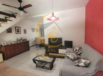 202504021044029973.jpeg · Casa para Venda em Niterói, Piratininga, 3 dormitórios, 1 suíte, 3 banheiros, 2 vagas