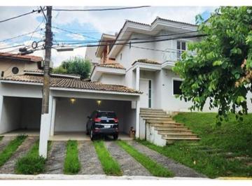 Casa de 4 quartos, Cotia · Casa Luxuosa para alugar no Horizontal Park: Segurança e Conforto na Granja Vianna