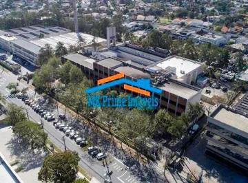 Comercial · 11580m² · 100 Vagas · Complexo Comercial de 11.580 m² em Alphaville/Barueri.