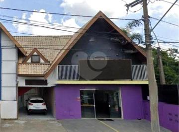 Comercial · 700m² · 4 Vagas · Prédio inteiro à venda em Chácaras Silvania - SP
