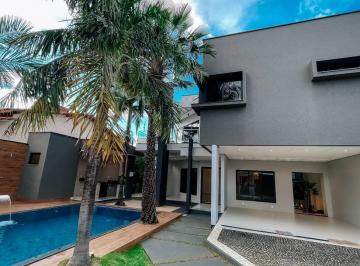 Casa · 262m² · 3 Quartos · 3 Vagas · LINDO SOBRADO À VENDA NA ARSO 61 (603 SUL) – CONFORTO, ELEGÂNCIA E LAZER EM PALMAS
