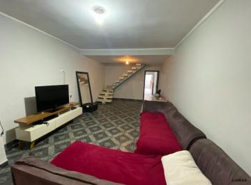 Casa · 200m² · 2 Quartos · 2 Vagas · Sobrado para alugar a 100m do metrô Penha