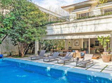 Casa · 580m² · 4 Quartos · 6 Vagas · Casa no Jardim América