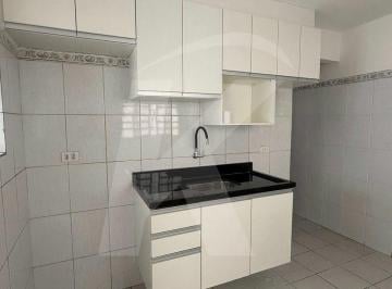 Casa · 50m² · 1 Quarto · Casa com 1 quarto, sala, cozinha, banheiro e área de serviço.