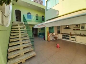 Casa · 260m² · 3 Quartos · 2 Vagas · Sobrado no Belém 3 quartos 2 vagas 380 m²