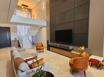 Casa · 300m² · 4 Quartos · 4 Vagas · Casa em Condomínio à Venda no Brisas da Mata – 265m²