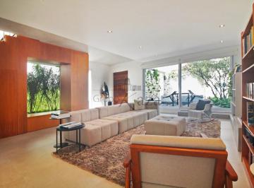 Casa · 300m² · 3 Quartos · 3 Vagas · Casa - Jardim Luzitânia - 3 Suítes - 350m².