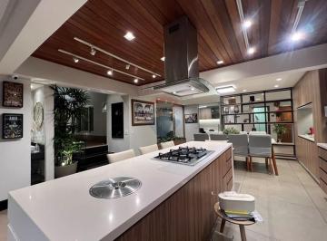Apartamento · 180m² · 4 Quartos · 1 Vaga · Luxuoso Apto Moderno em Guará II, Brasília