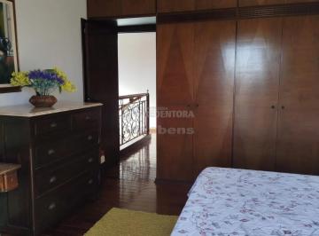 Casa · 380m² · 5 Quartos · 6 Vagas · Lindo sobrado pronto para morar!!