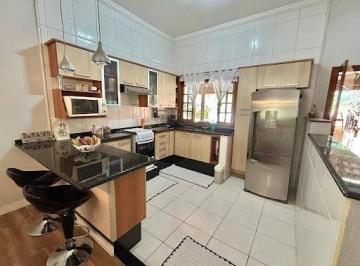 a751efafb2381d51ee175be5a73456c4f6efb907 · Casa com 6 quartos à venda, 529 m² por R$ 1.800.000 - Chácaras São Bento - Valinhos/SP