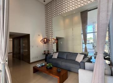 Apartamento · 108m² · 3 Quartos · 2 Vagas · Apartamento belissimo com 108m², 3/4 sendo 1 suíte, nascente total, totalmente reformado na Graça