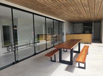 Casa · 1000m² · 4 Quartos · 2 Vagas · Casa de Alto Padrão com Piscina e Vista Panorâmica em Itatiaiuçu – 4 Quartos, Área Gourmet Completa!