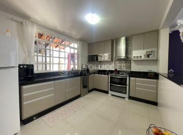 Casa · 175m² · 3 Quartos · 2 Vagas · Sobrado 3 Quartos (Suíte c/ Banheira de Hidro) + Área Gourmet c/ Churrasqueira | Quadra 01, Sobradin