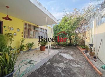 Casa · 370m² · 4 Quartos · 4 Vagas · Casa de rua : Linear / Residencial / Todos os Santos