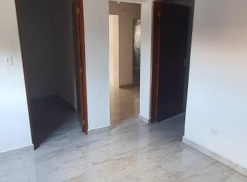 Casa de 2 quartos, Bragança Paulista · Casa de esquina no centro de Bragança Paulista, reformada