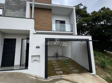 Casa · 150m² · 3 Quartos · Casa em Extrema com 3 dormitórios sendo uma suite à venda, proximo ao centro