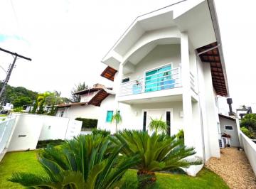 Casa · 288m² · 4 Quartos · 4 Vagas · Casa de Alto Padrão em Condomínio – Sofisticação, Segurança e Qualidade de Vida