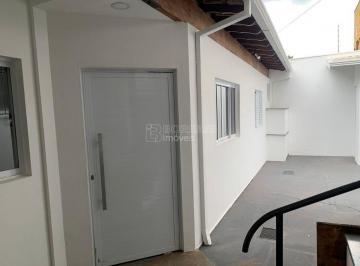 Casa · 200m² · 3 Quartos · 3 Vagas · Casa Padrao a Venda no Centro de Araraquara - Oportunidade!