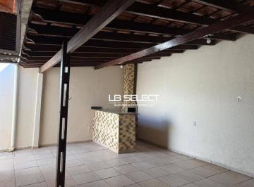96de9434d4285d84a34fb8c2d2da26df75dcf86c · Casa no bairro Cidade Jardim com três quartos, uma suíte e varanda gourmet.