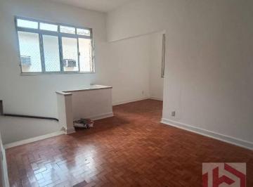 c0b2cd218b4eca95ca0296583de0b043fb1787cd · Casa com 2 dormitórios à venda, 100 m² por R$ 699.000 - Ponta da Praia - Santos/SP