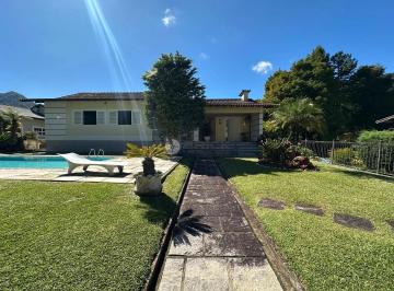 258293.jpg · Casa em condomínio à venda com 4 quartos sendo 2 suítes, 300 m² na Granja Comary Teresópolis/RJ.