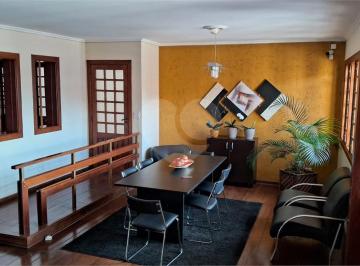 Casa · 162m² · 4 Quartos · 10 Vagas · Sobrado com 4 quartos à venda em Jardim Quisisana - MG