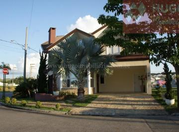 Casa · 286m² · 4 Quartos · 3 Vagas · Casa de esquina, ampla e arejada com 286m²