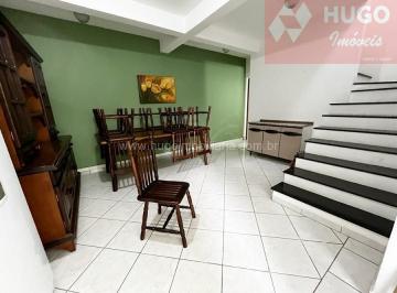Casa · 200m² · 4 Quartos · 2 Vagas · 4 dormitórios, 2 suítes !