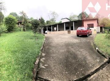 Casa · 300m² · 2 Quartos · 10 Vagas · 2 dormitórios, 1 suíte !