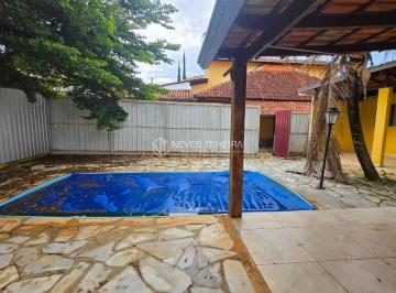 Casa · 390m² · 7 Quartos · 4 Vagas · Casa no Cond. Ville de Montagne - Localização Privilegiada! Com Piscina!