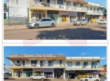 Comercial · 680m² · Prédio comercial com 8 lojas locadas e 9 apartamentos
