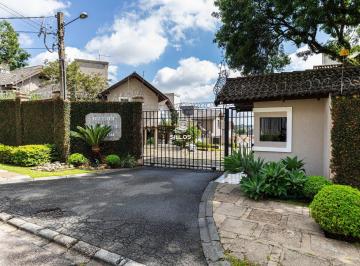 Casa · 231m² · 3 Quartos · 3 Vagas · Casa de Alto Padrão à venda com 3 suítes em Santa Felicidade em Curitiba