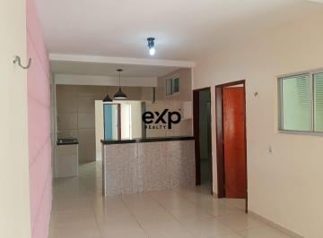 Casa · 160m² · 3 Quartos · 2 Vagas · CASA PLANA