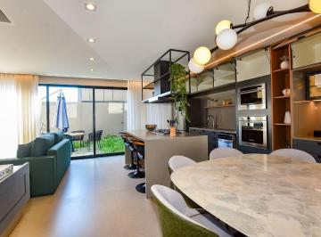 Casa de 3 quartos, Curitiba · CASA EM CONDOMÍNIO | GUABIROTUBA | 3 SUÍTES | 192M² - Porteira Fechada