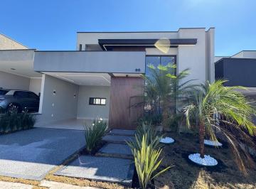 6dd92aa5-f6e4-43b2-9e37-133153d0399d · Casa no condomínio Mantova para venda com 3 quartos, sendo 1 suíte, 143m²