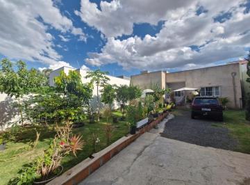 whatsapp_20image_202024_09_23_20at_2011_47_33_20_1_.jpeg · Imperdível casa de vila para venda em Jardim Maringá com 2 quartos, sendo 1 suíte, 86m²