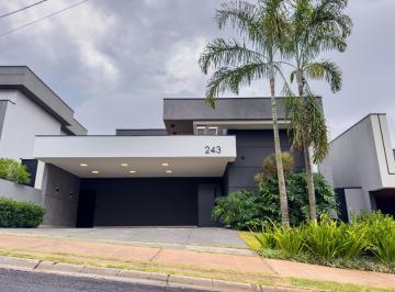 f301e5f0-9c01-4343-96c9-4c0f14b774fd · Casa no condomínio HELVETIA PARK ll para venda com 3 quartos, sendo 3 suítes, 248m²