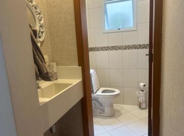 d5a7ddfb-1125-4ecf-9296-6f74c18ddd64 · Aconchegante casa para venda em Vila Nair com 3 quartos, sendo 1 suíte, 149m²