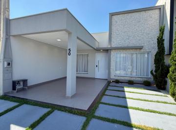 c9a75f13-f186-4209-b0e8-2c16d832256e · Casa no condomínio Vila Paraty para venda com 3 quartos, sendo 1 suíte, 104m²